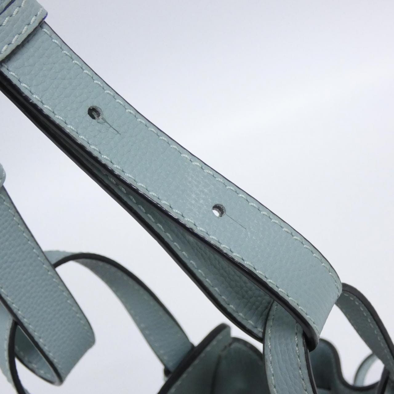 ロエベ ハンモック ドローストリング ミニ A538V07X10 ショルダーバッグ