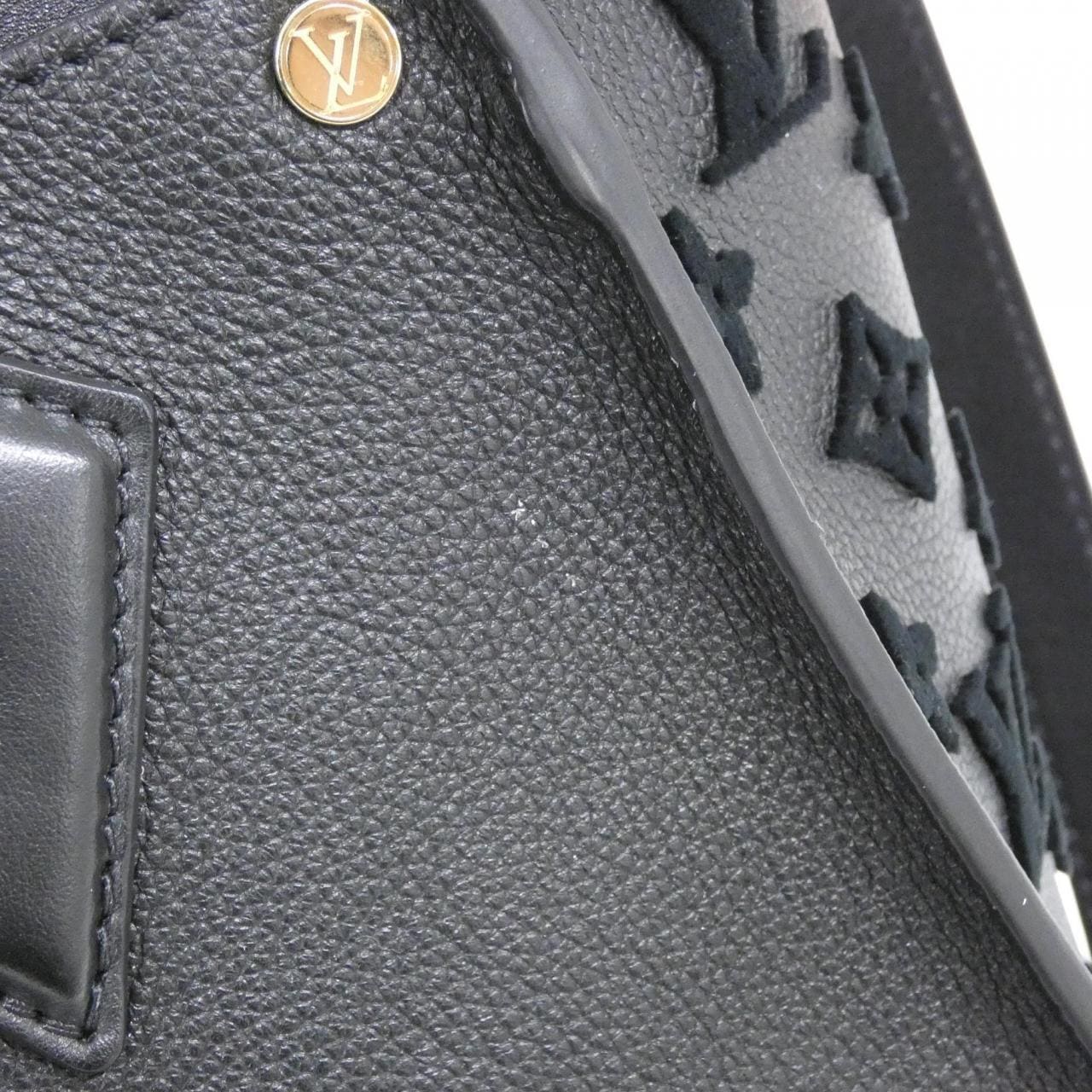 ルイヴィトン モノグラム タフタージュ オンマイサイド MM M53826 バッグ