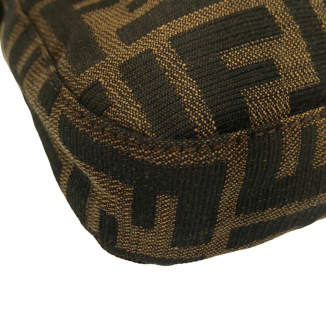 【ヴィンテージ】フェンディ バゲット 26424 ショルダーバッグ