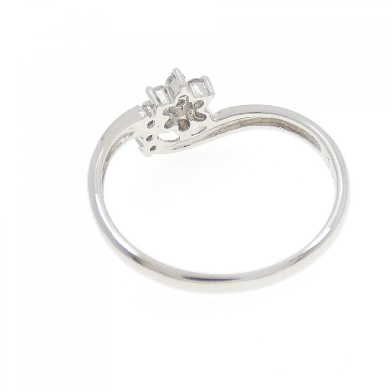 PT900 フラワー ダイヤモンド リング 0.12CT