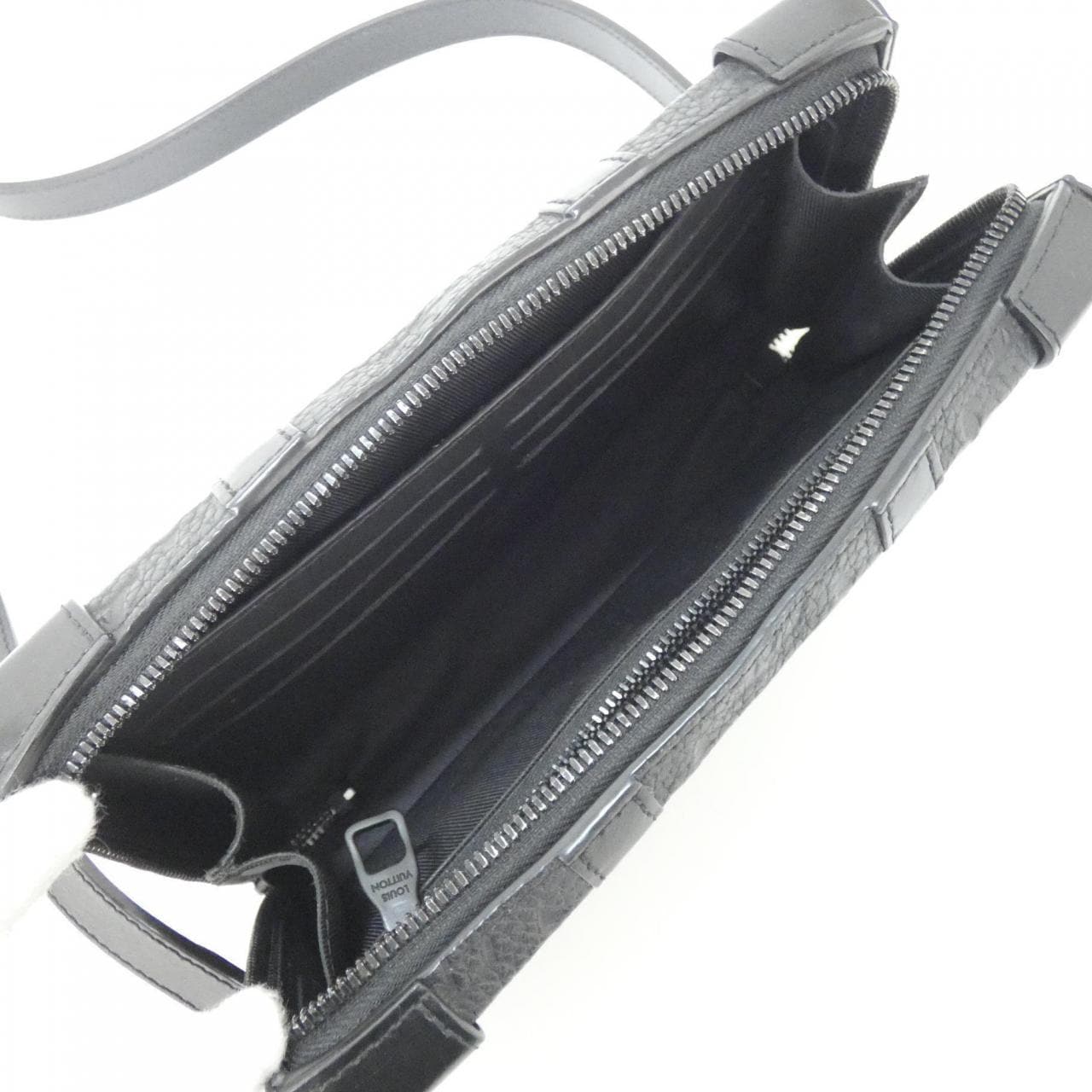 ルイヴィトン トリヨン モノグラム ソフトトランク ウォレット M80224 ショルダーバッグ