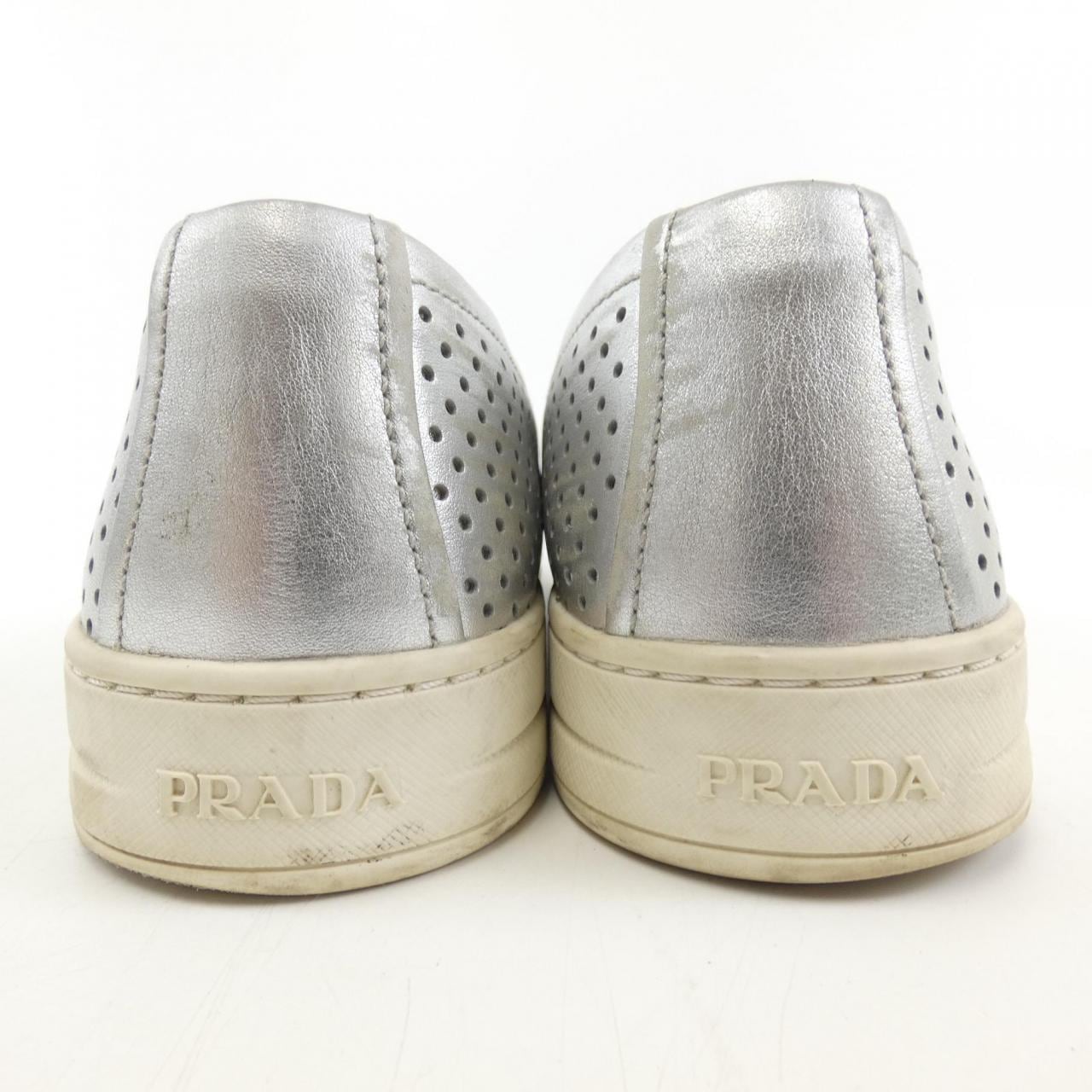 プラダ PRADA スニーカー