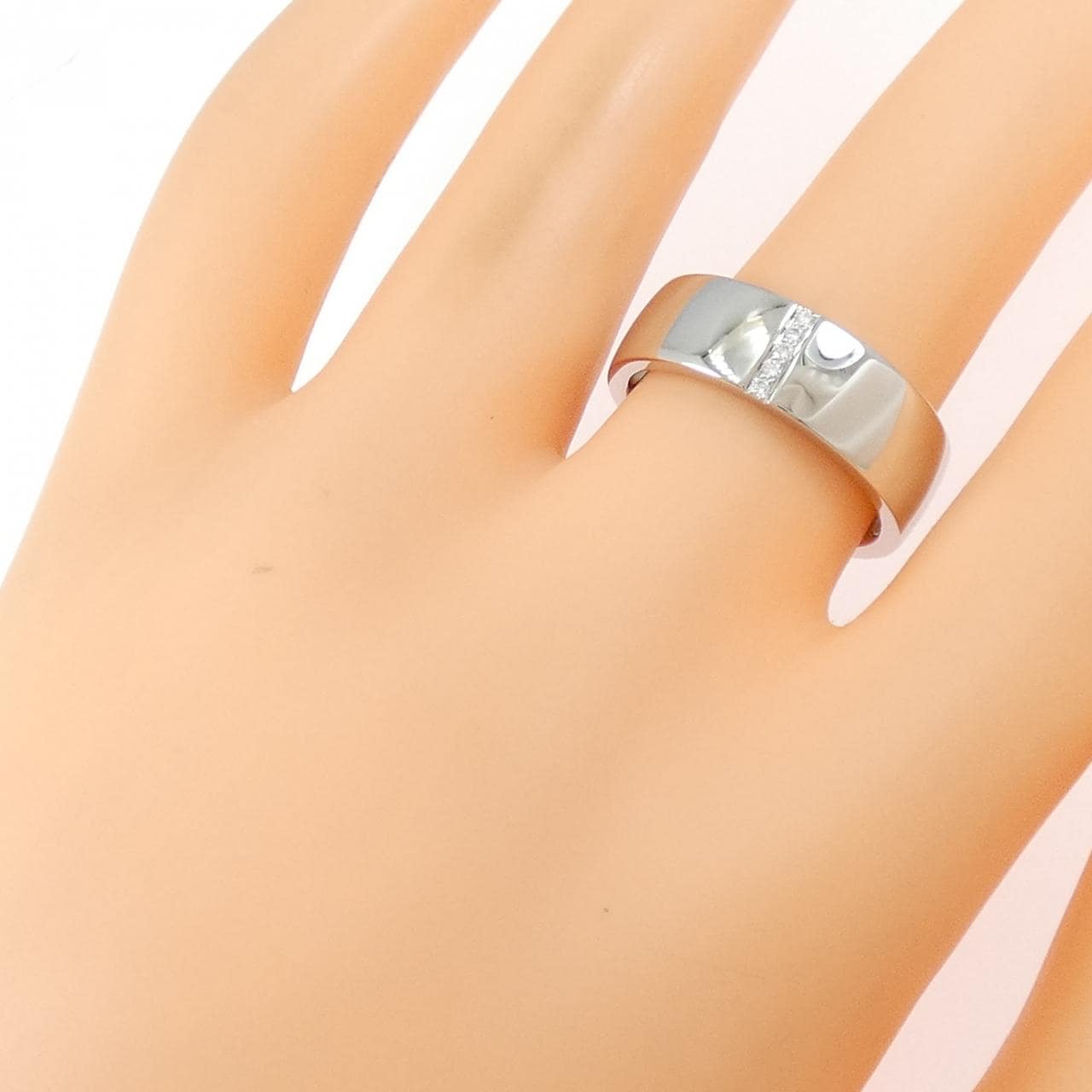 HARRY WINSTON Five Stone Ring
