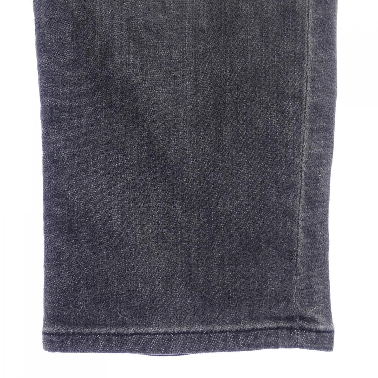 エンポリオアルマーニ EMPORIO ARMANI ジーンズ