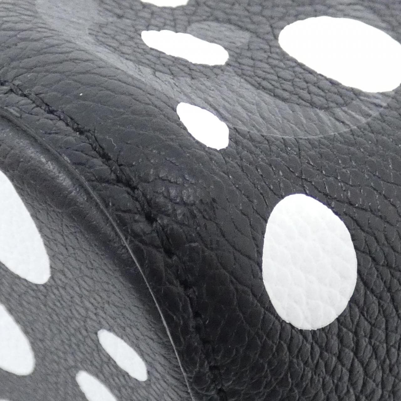 ルイヴィトン モノグラム アンプラント(LV X YK) ネオ ノエ MM M21753 ショルダーバッグ