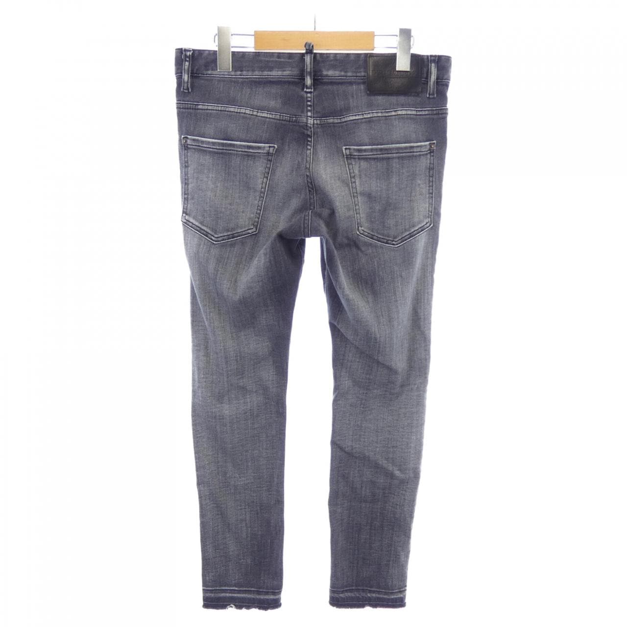 ディースクエアード DSQUARED2 S74LB1389 ジーンズ