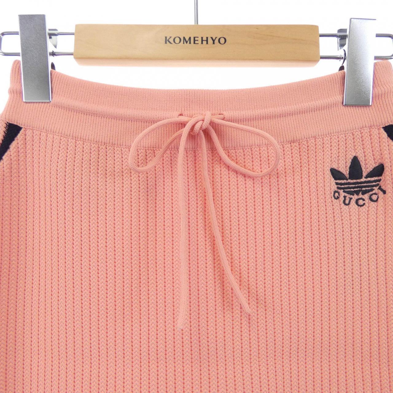 グッチ GUCCI ADIDAS 697710 XKCDQ スカート