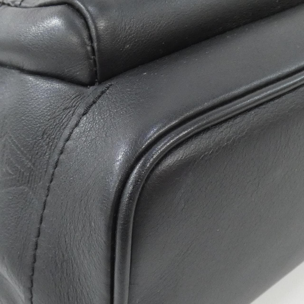 ルイヴィトン モノグラム シャドウ レーサー スリングバッグ M46107 ショルダーバッグ