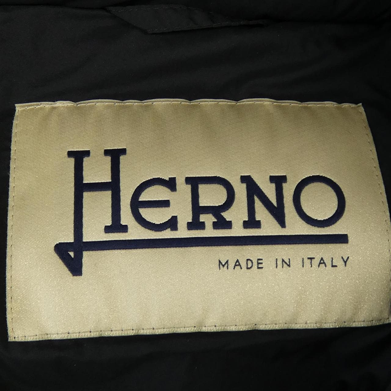 ヘルノ Herno PI001965D 33432R ダウンコート