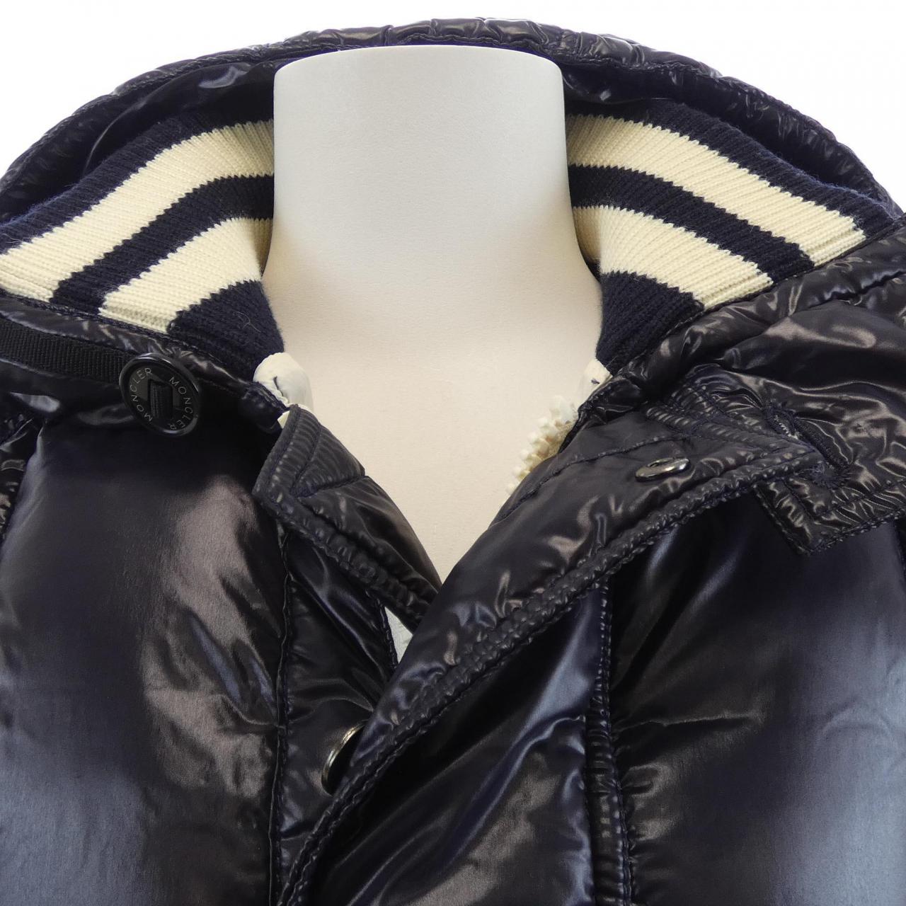 モンクレール MONCLER 40316/60 LEON ダウンジャケット