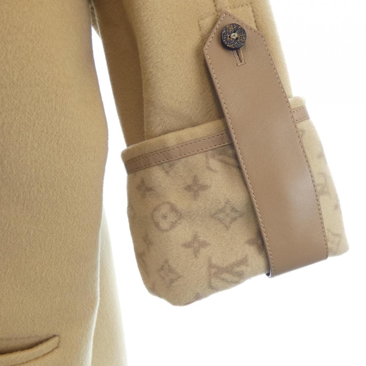 ルイヴィトン LOUIS VUITTON コート