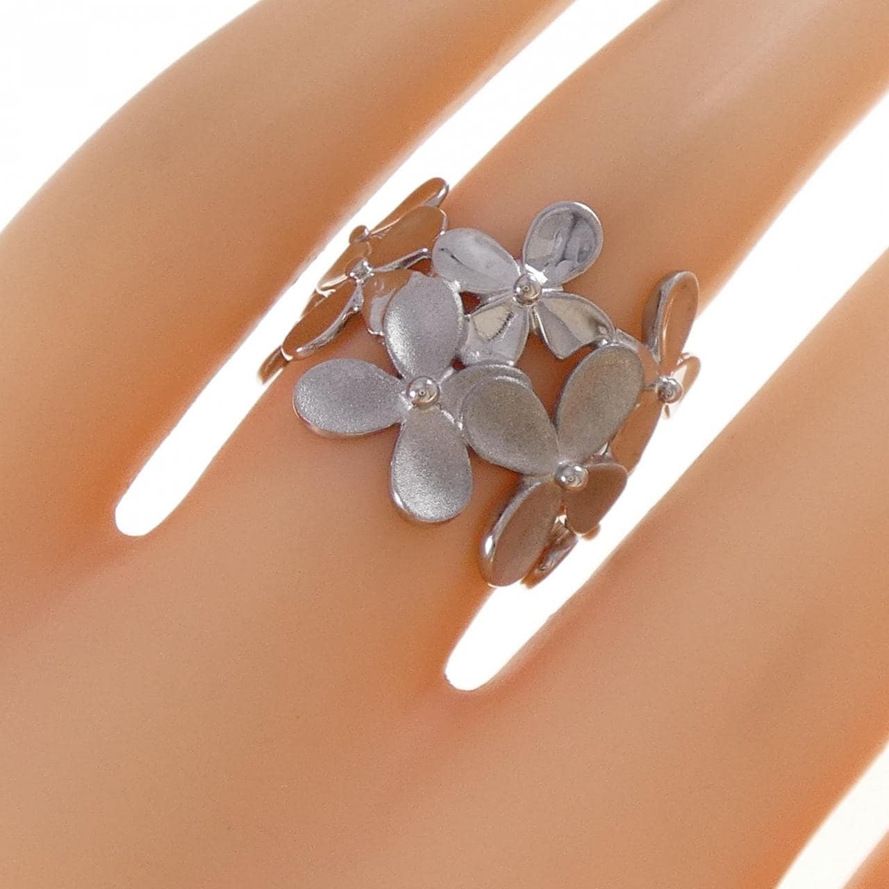 K18WG フラワー リング