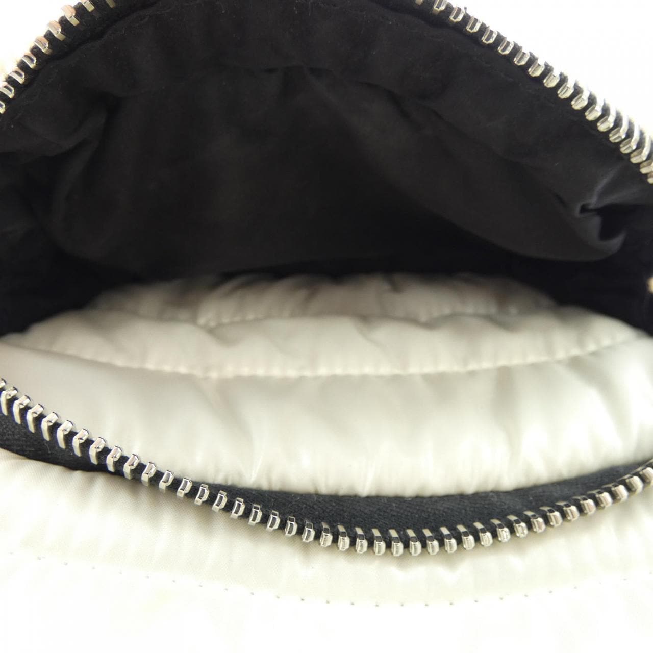 モンクレール MONCLER KILIA SMALL BAG