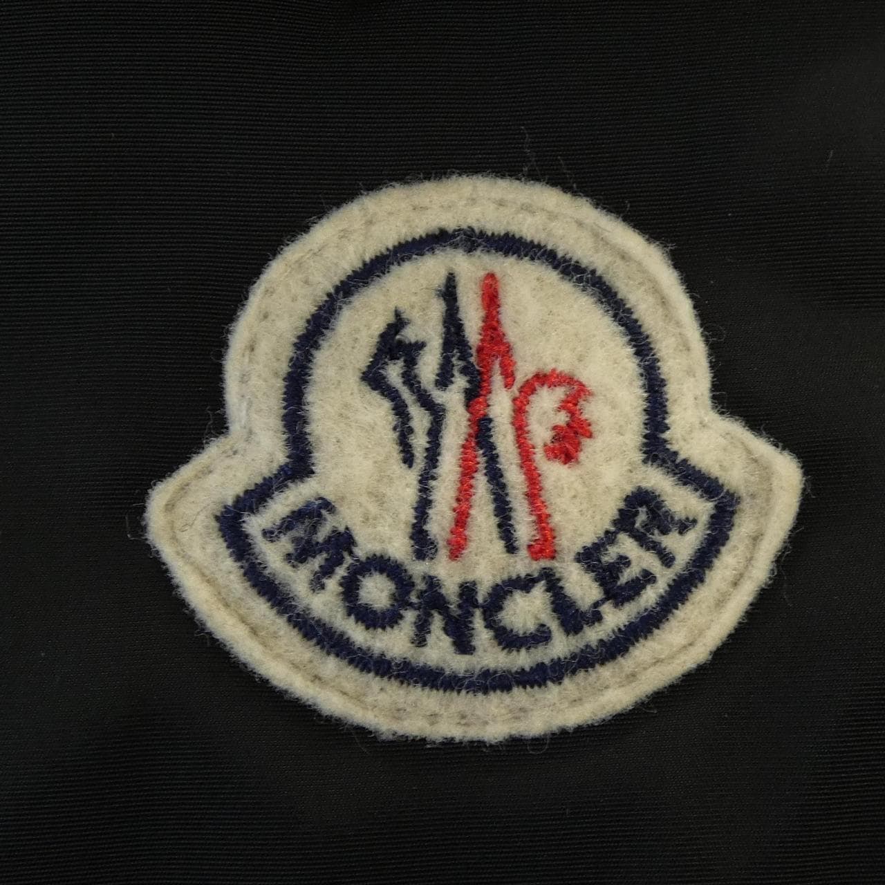 モンクレール MONCLER 45544/50 ダウンジャケット