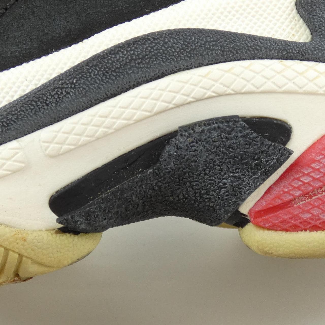 バレンシアガ BALENCIAGA TRIPLE S WOMEN 524037 スニーカー