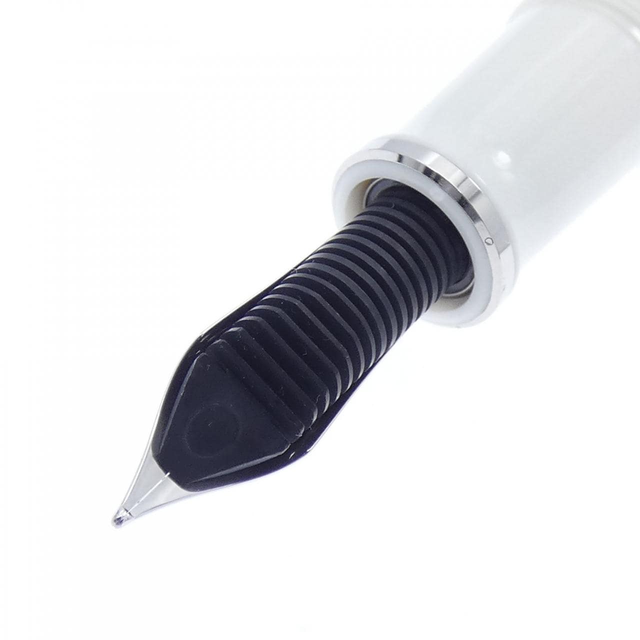 ペリカン スーベレーンM405シルバーホワイト 万年筆