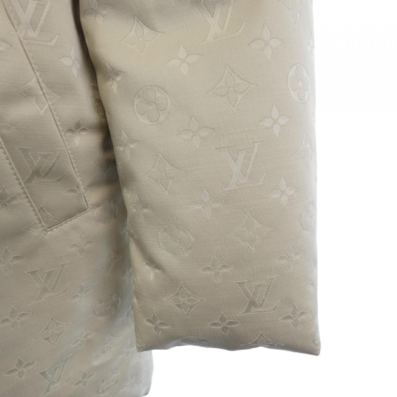 LOUIS VUITTON VUITTON down jacket