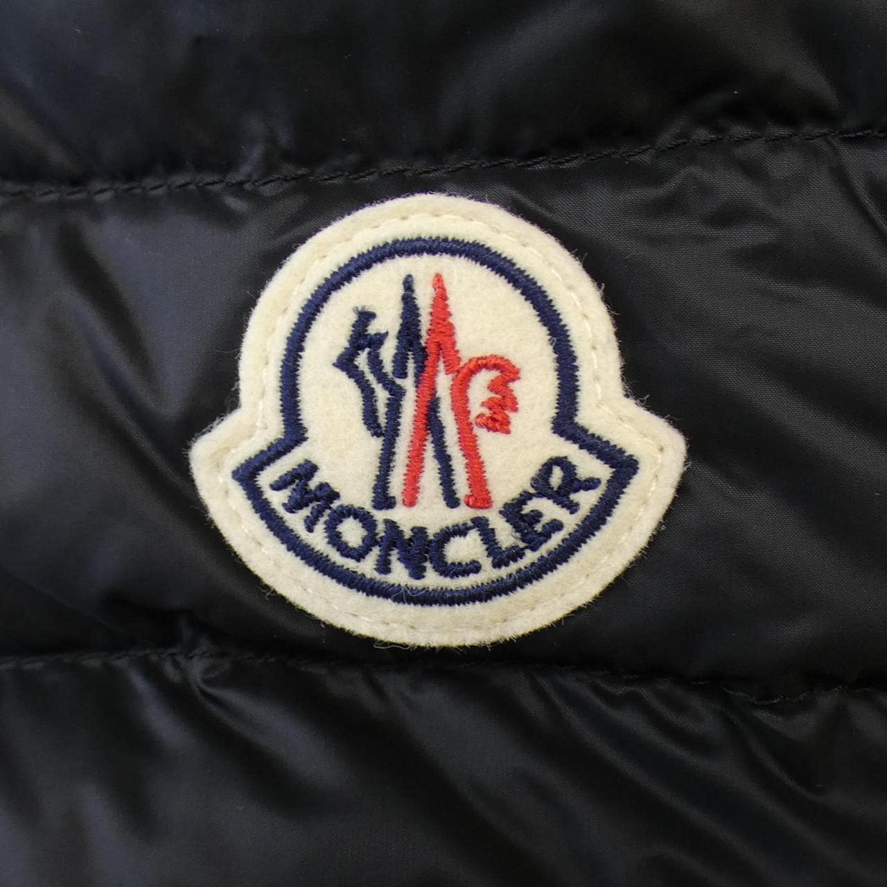 【新品】モンクレール MONCLER ダウンジャケット