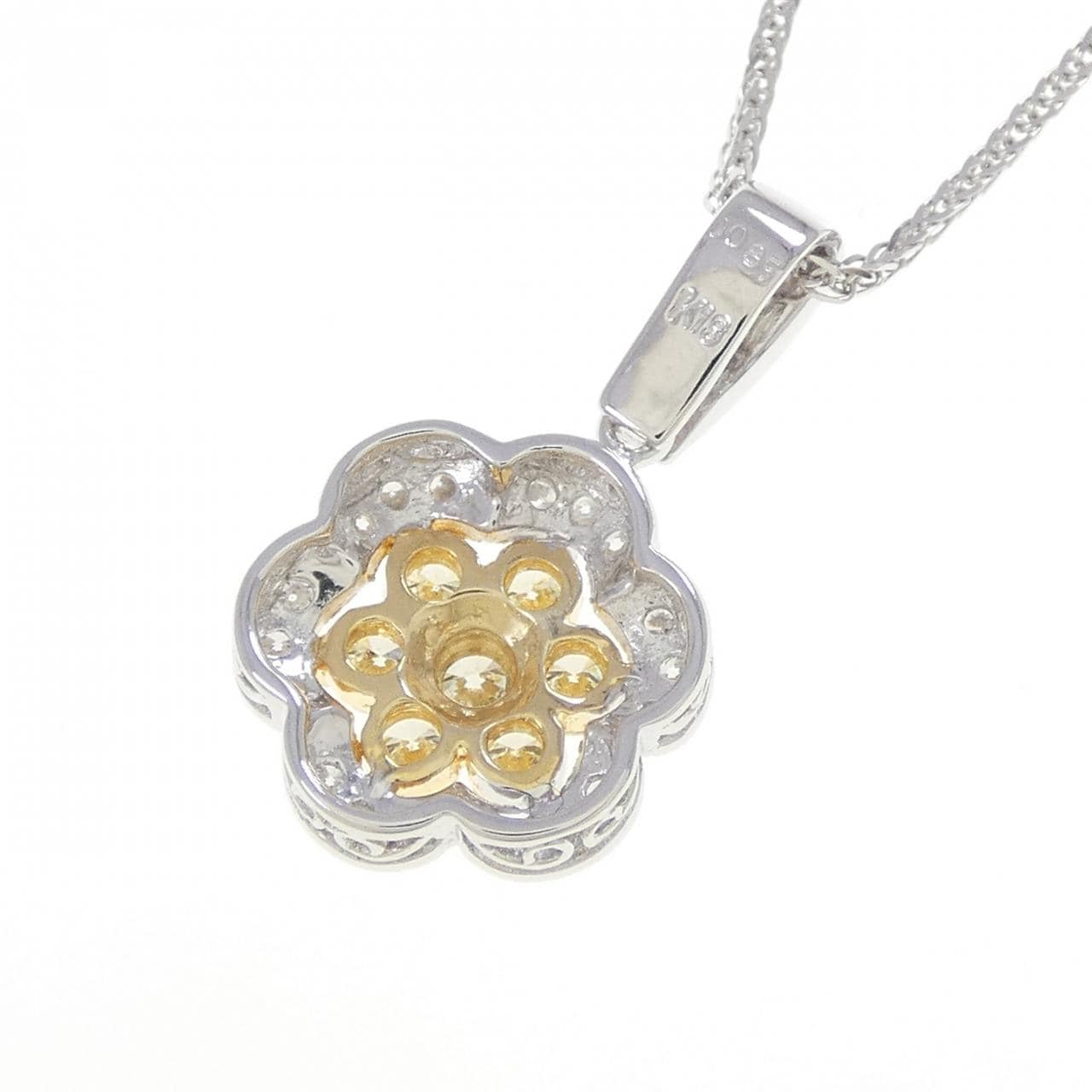K18WG/K18/750WG Flower Diamond Necklace 0.85CT