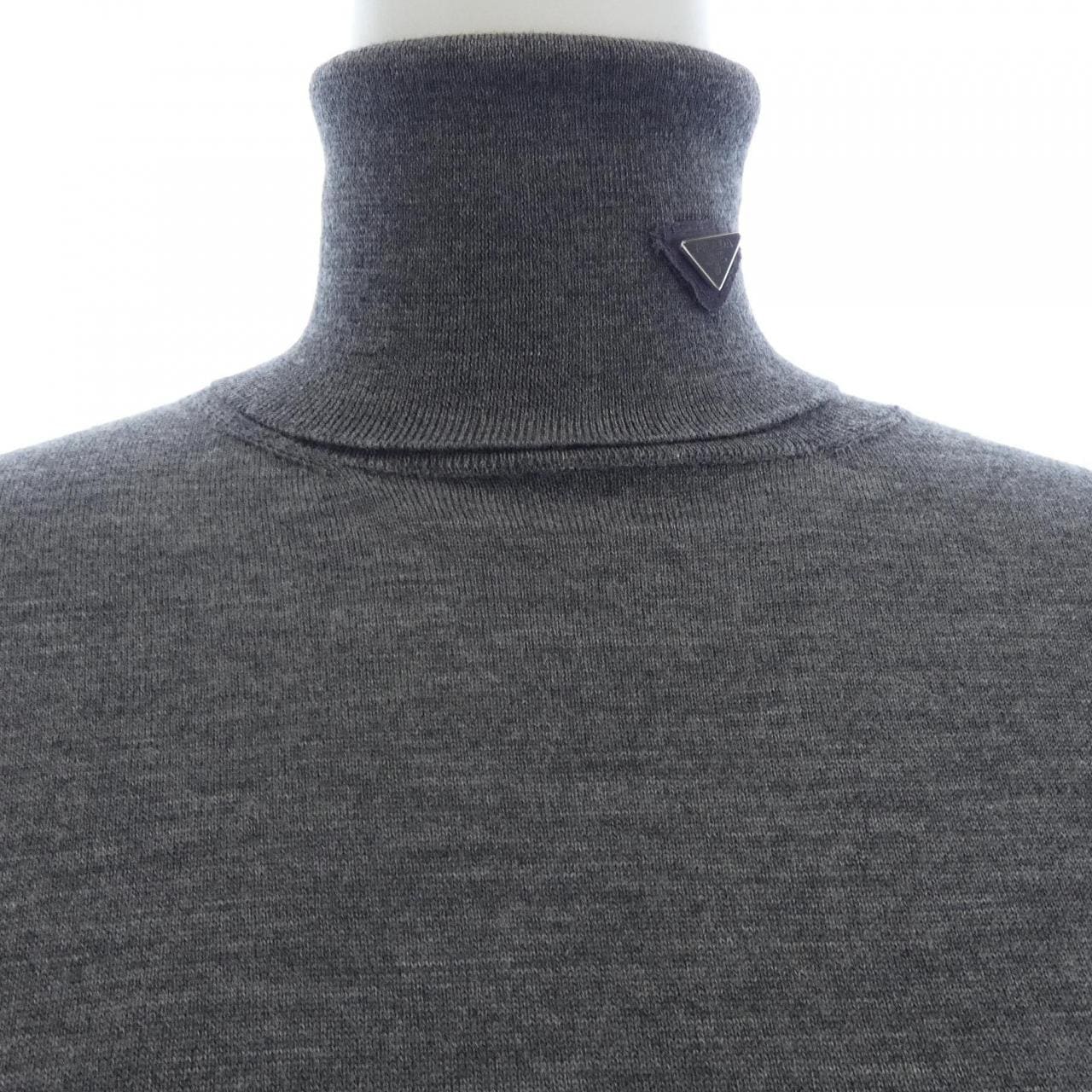 プラダ PRADA トライアングルロゴ P26439 S221 100S ニット