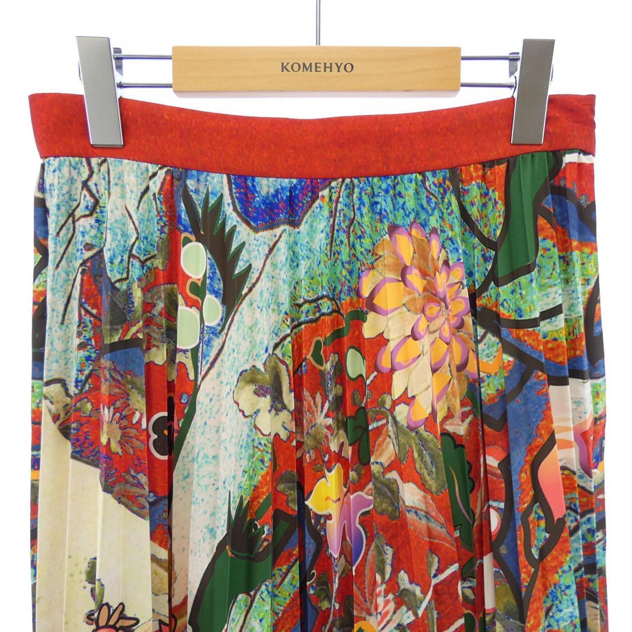 ヴィヴィアンタム VIVIENNE TAM スカート