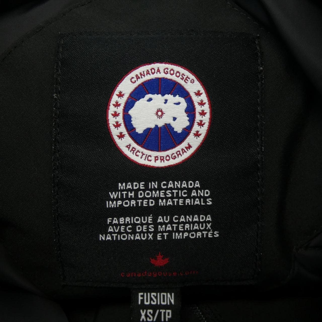 カナダグース CANADA GOOSE ダウンジャケット