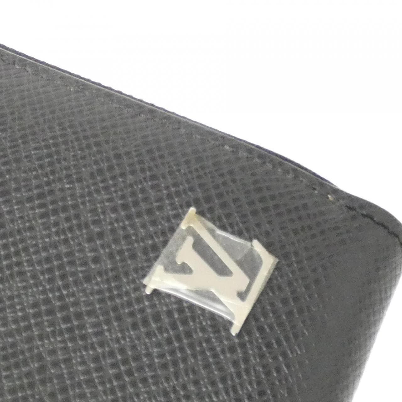 ルイヴィトン タイガ ジッピー ドラゴンヌ M69409 財布