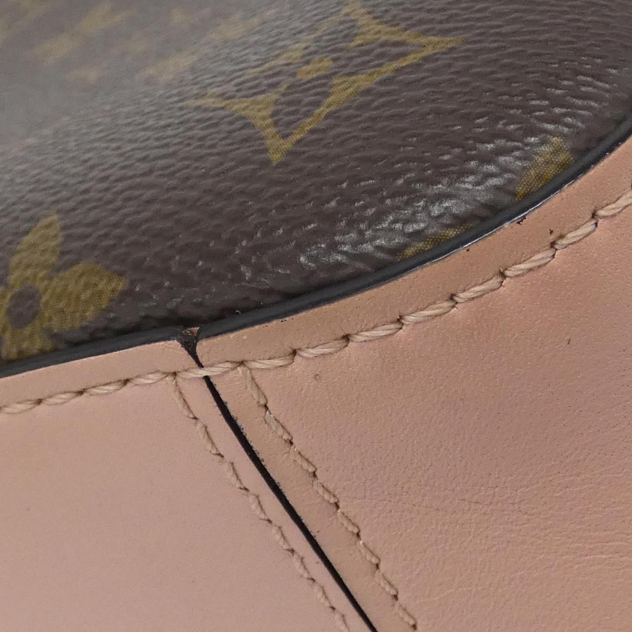 LOUIS VUITTON Monogram Saintonge M44442 Shoulder Bag