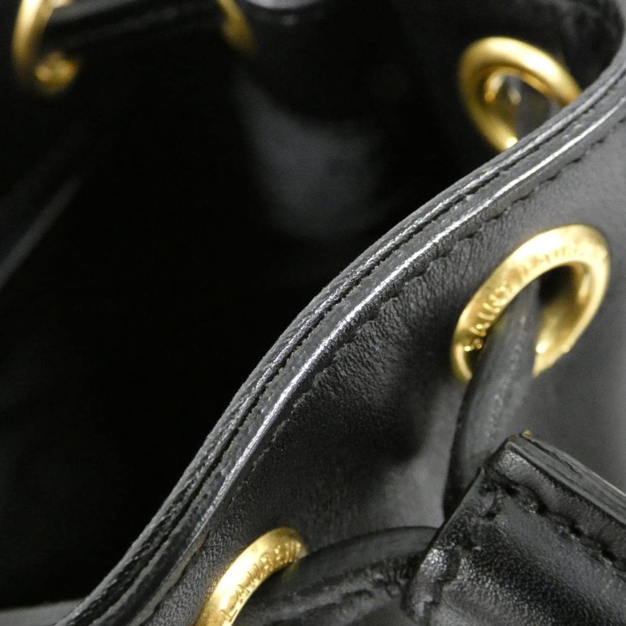 サンローラン EMMANUELLE 340240 C150J ショルダーバッグ