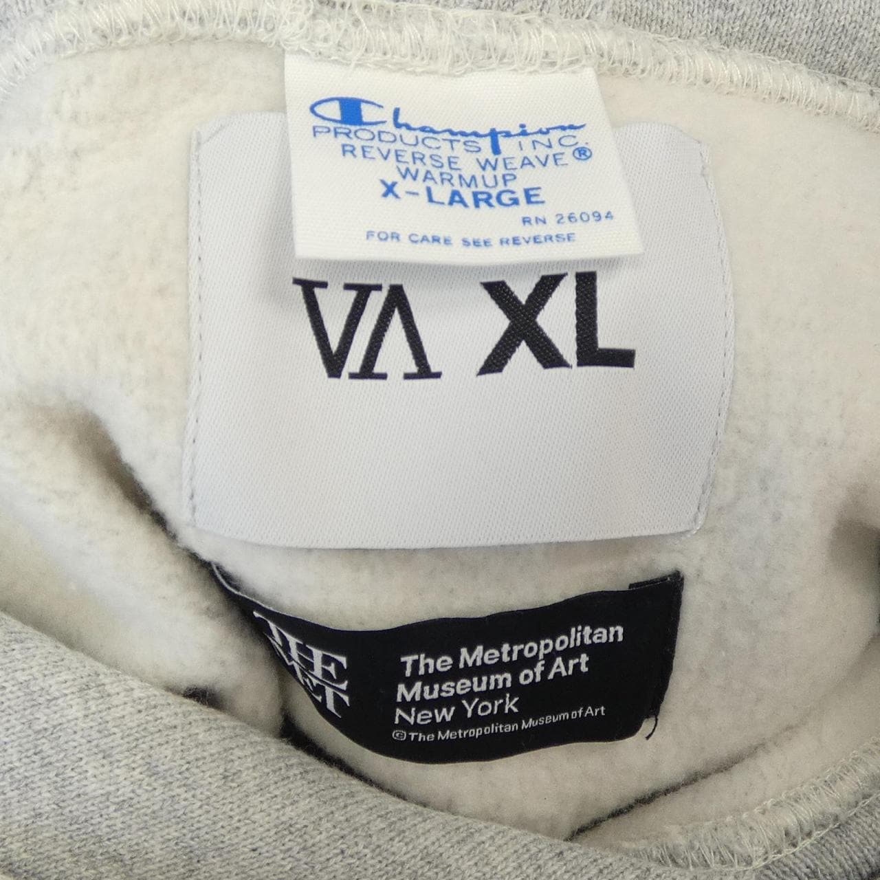 VA CHAMPION/THE MET パーカー