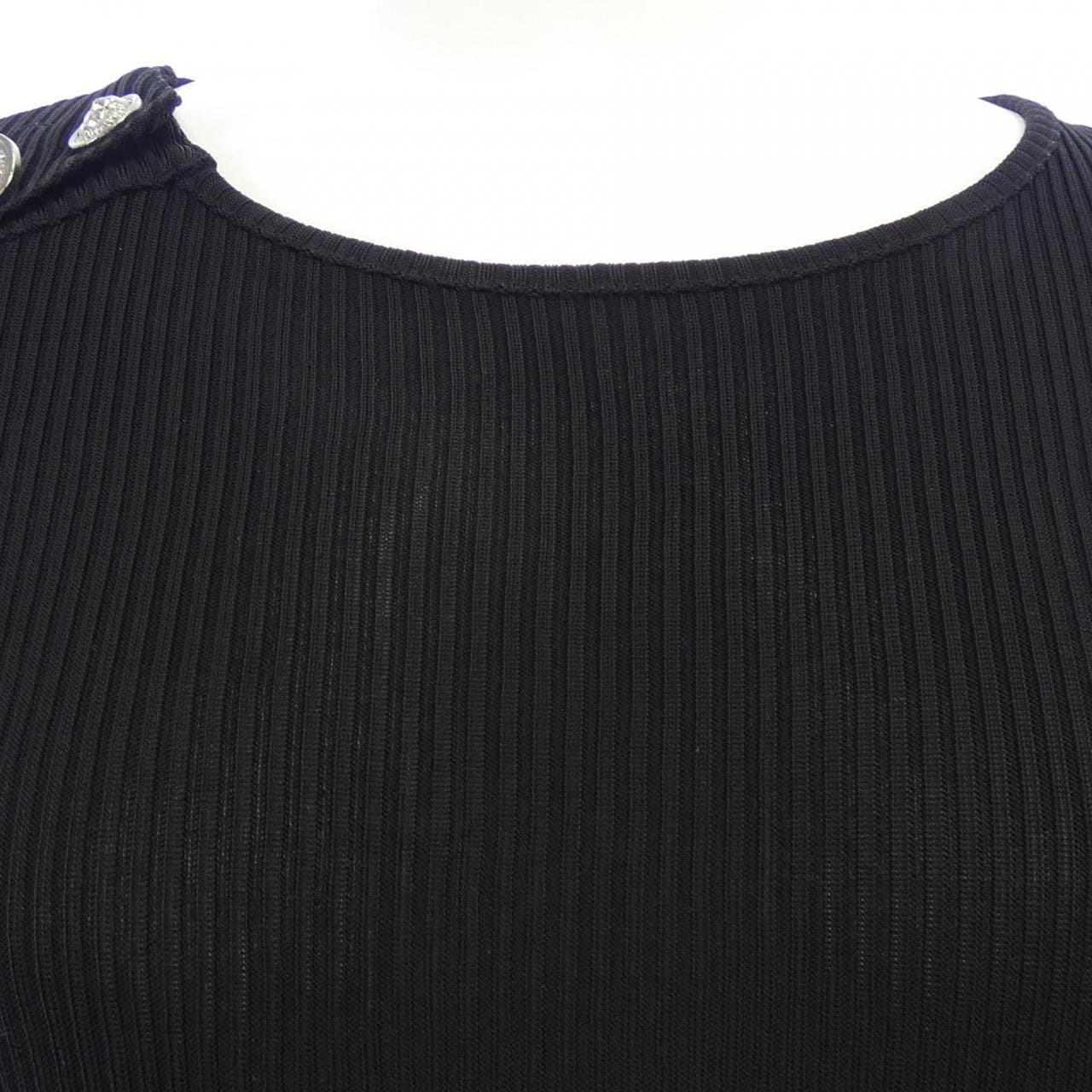 ヴェルサス VERSUS ニット