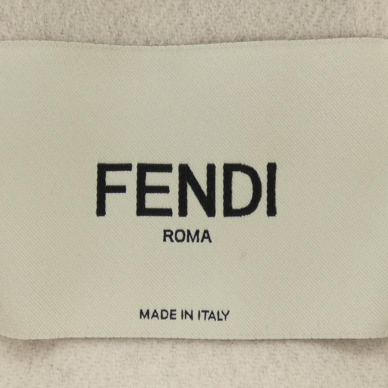 フェンディ FENDI FF8369 W1D コート