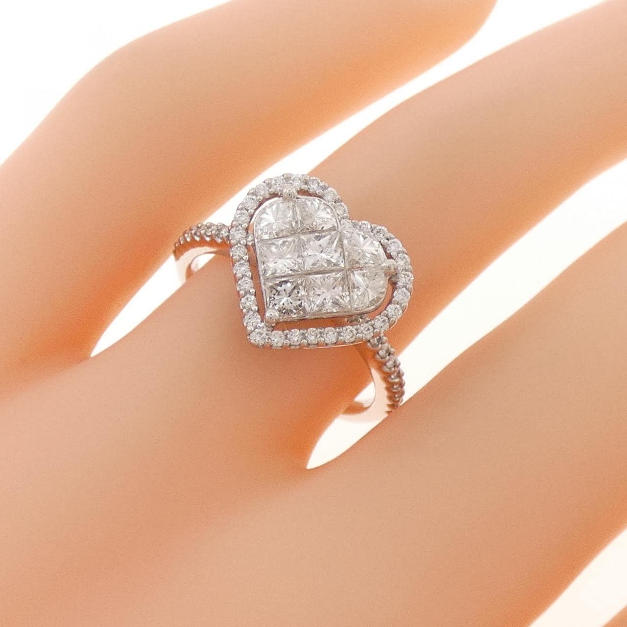 750WG ハート ダイヤモンド リング 1.05CT