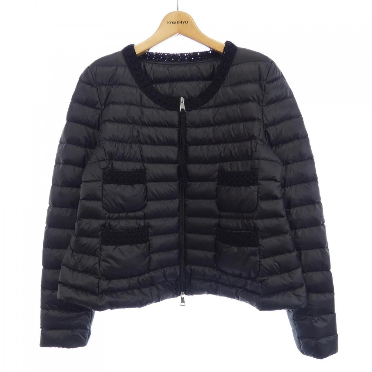 モンクレール MONCLER ダウンジャケット