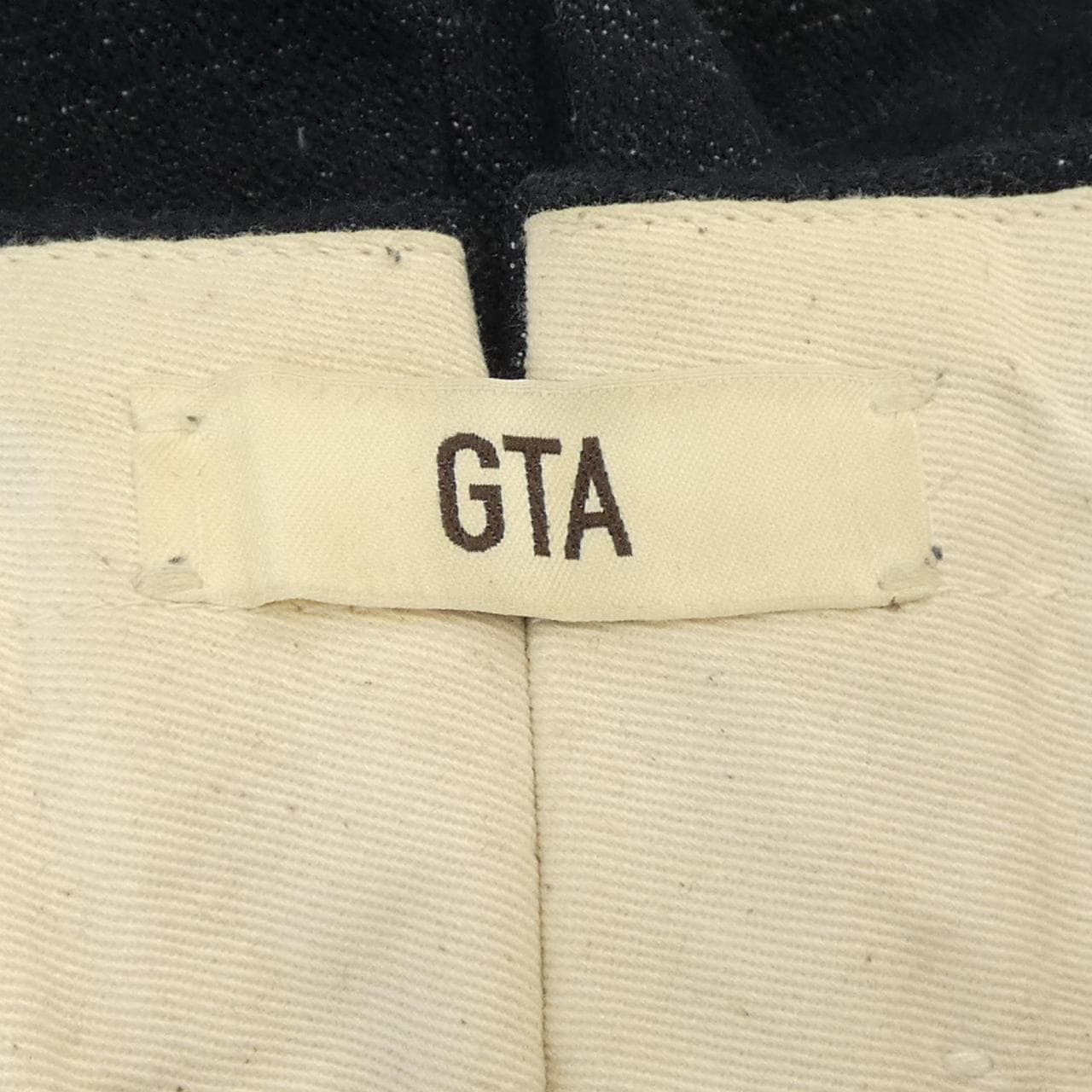 ジーティーアー G.T.A パンツ