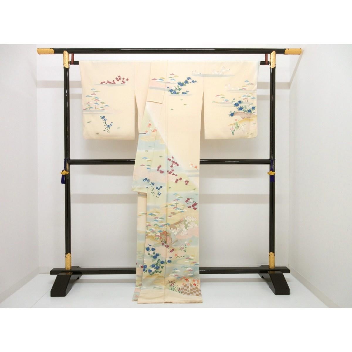 訪問着　友禅金彩加工　刺繍入り