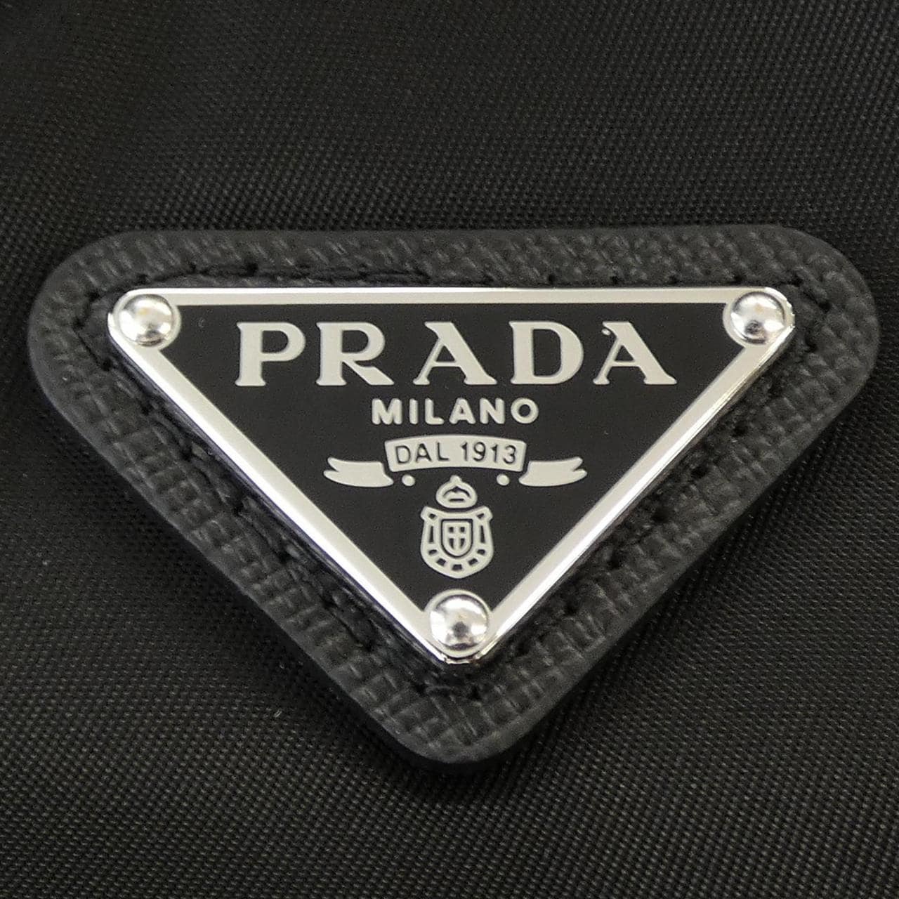 プラダ PRADA トライアングルロゴ UJL20D SOOO 11JE トップス