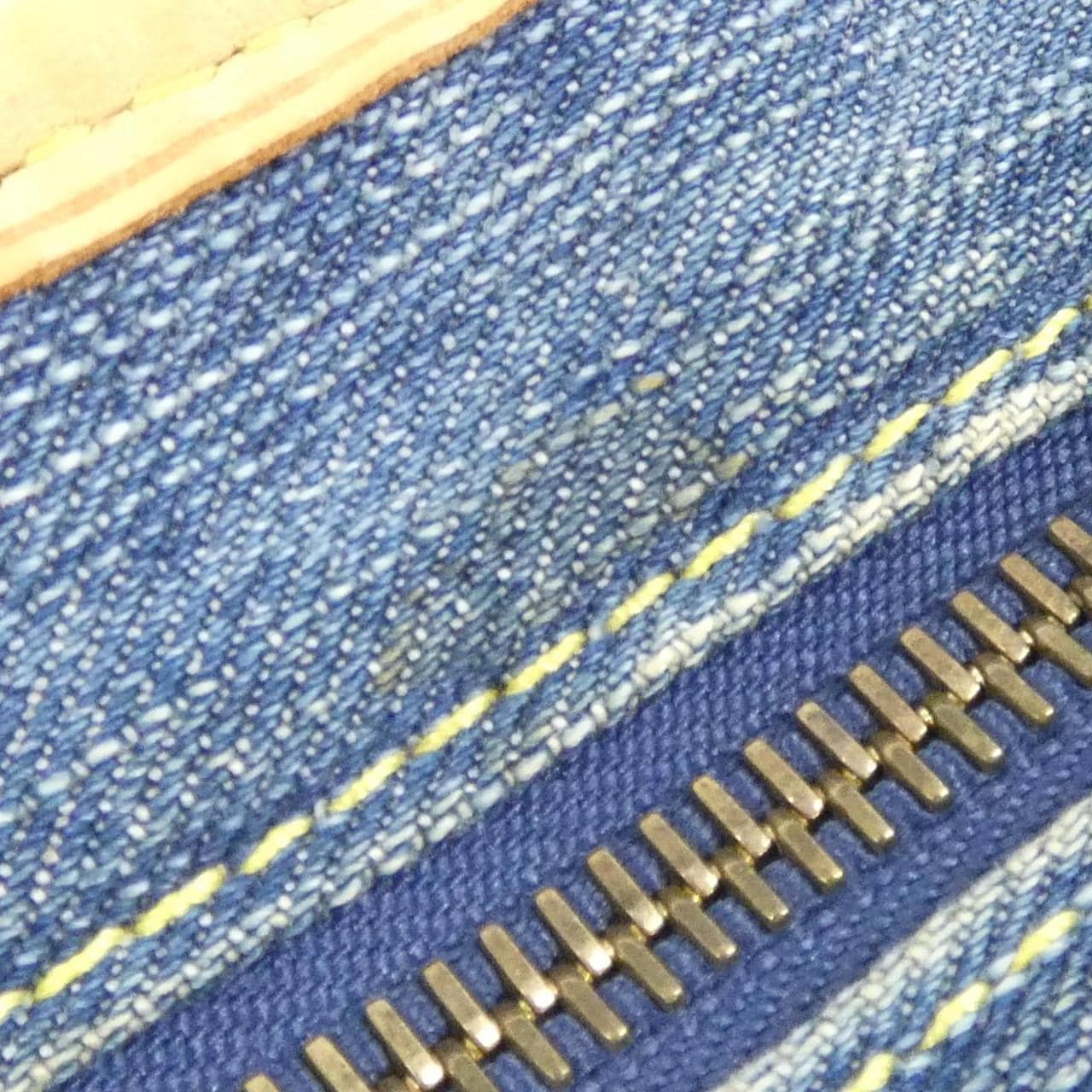 LOUIS VUITTON Monogram Denim Neo Cubby 中号包 M95349