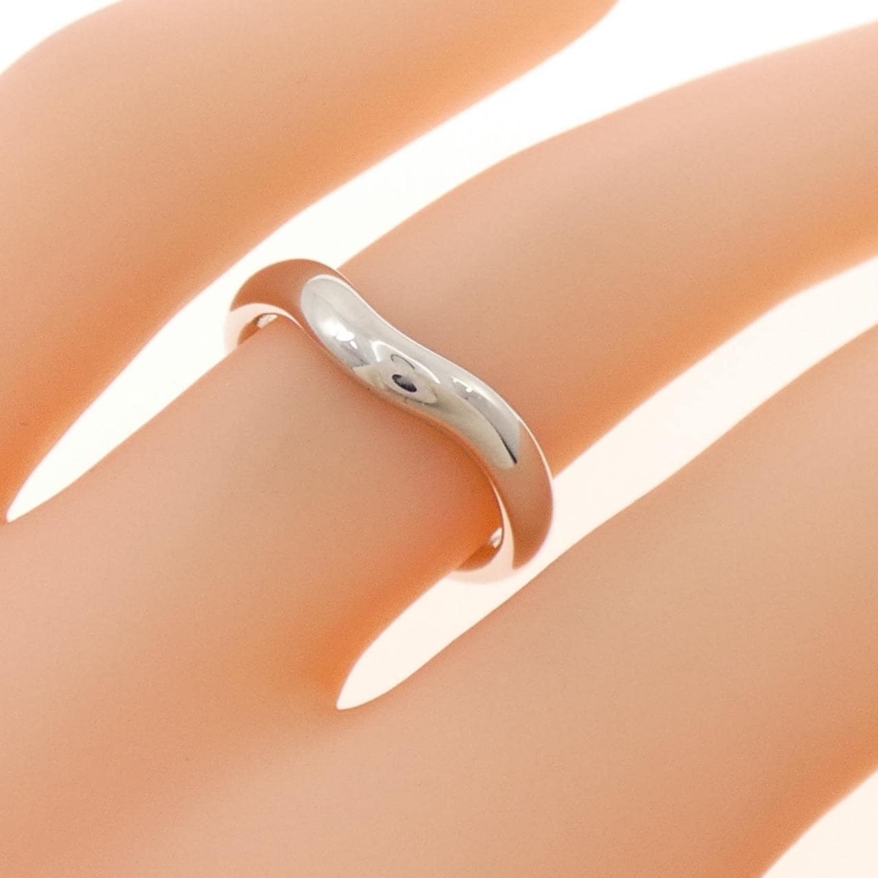 ティファニー カーブド リング