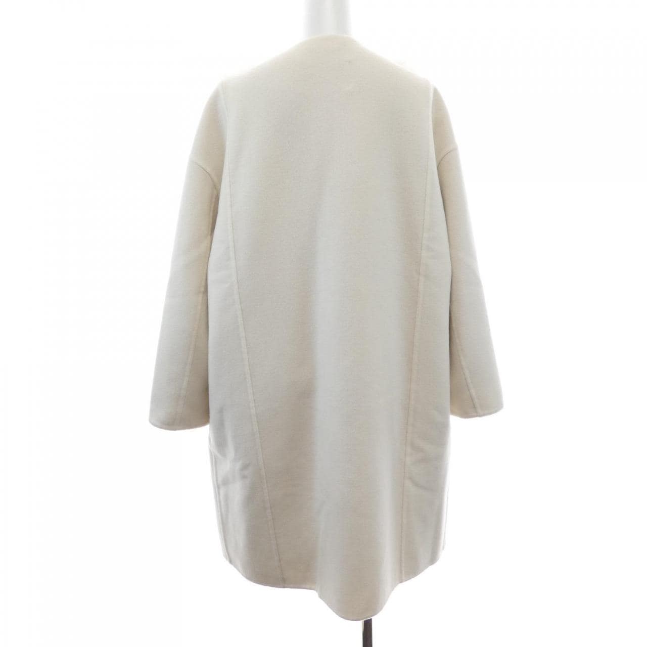 フェンディ FENDI FF8206 W18 コート