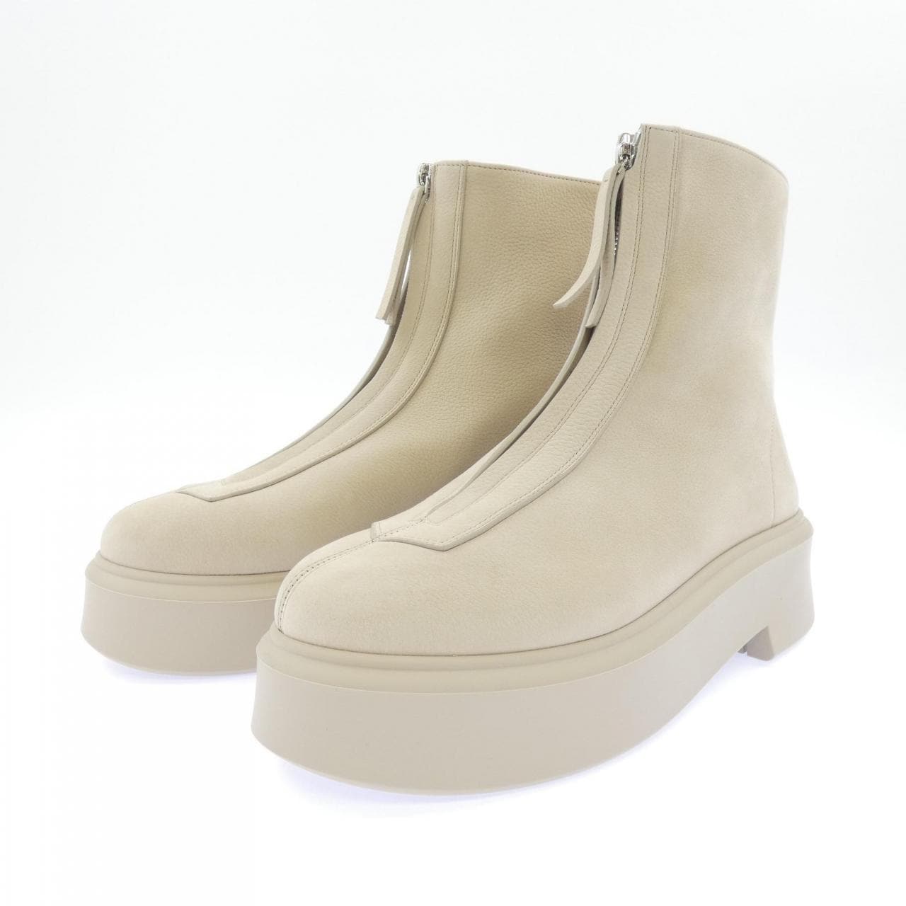 ザロウ THE ROW ZIPPED BOOT I ブーツ