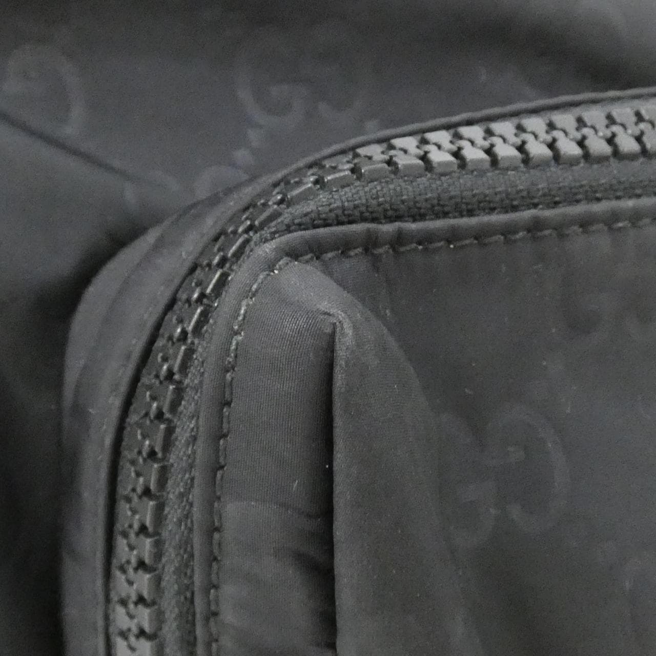 グッチ 510335 K28AN ショルダーバッグ