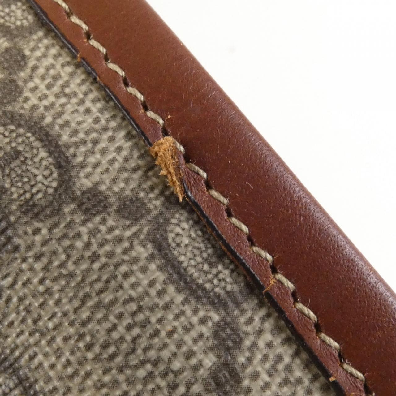 グッチ 211124 バッグ