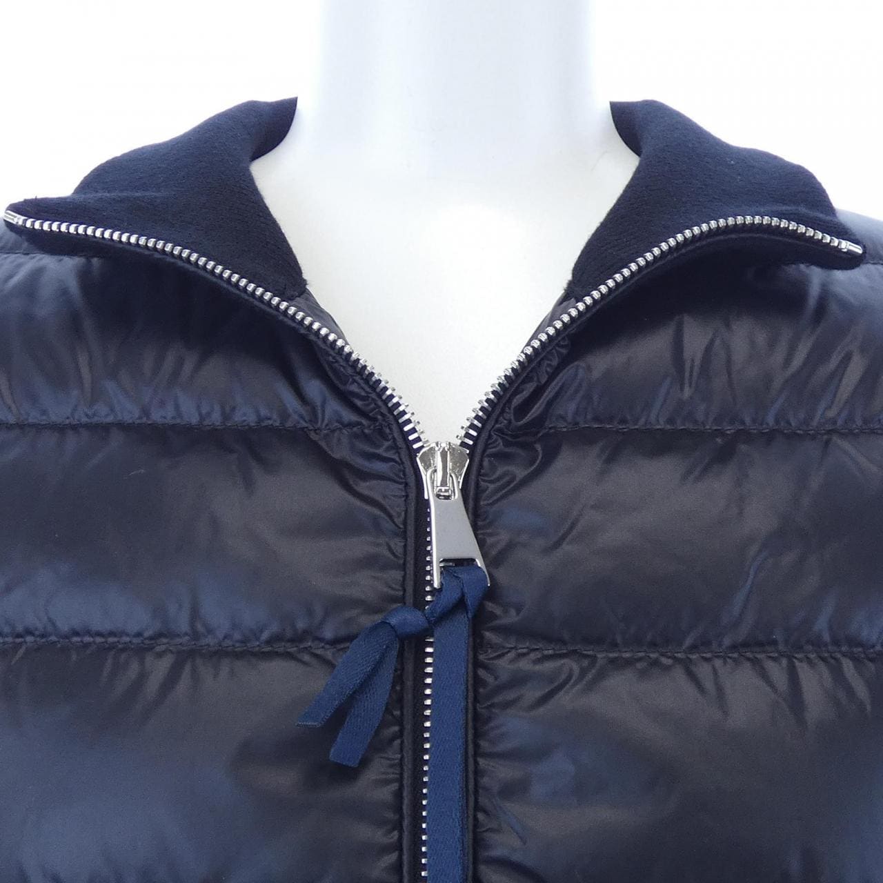 【新品】モンクレール MONCLER K20939B00023 ダウンジャケット