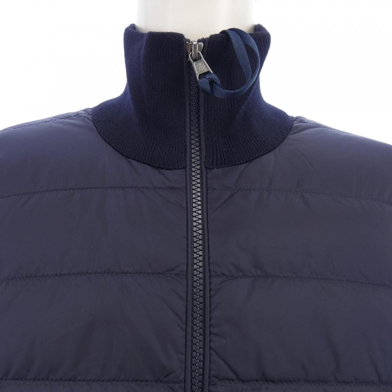 【新品】モンクレール MONCLER K20919B50700 ダウンジャケット