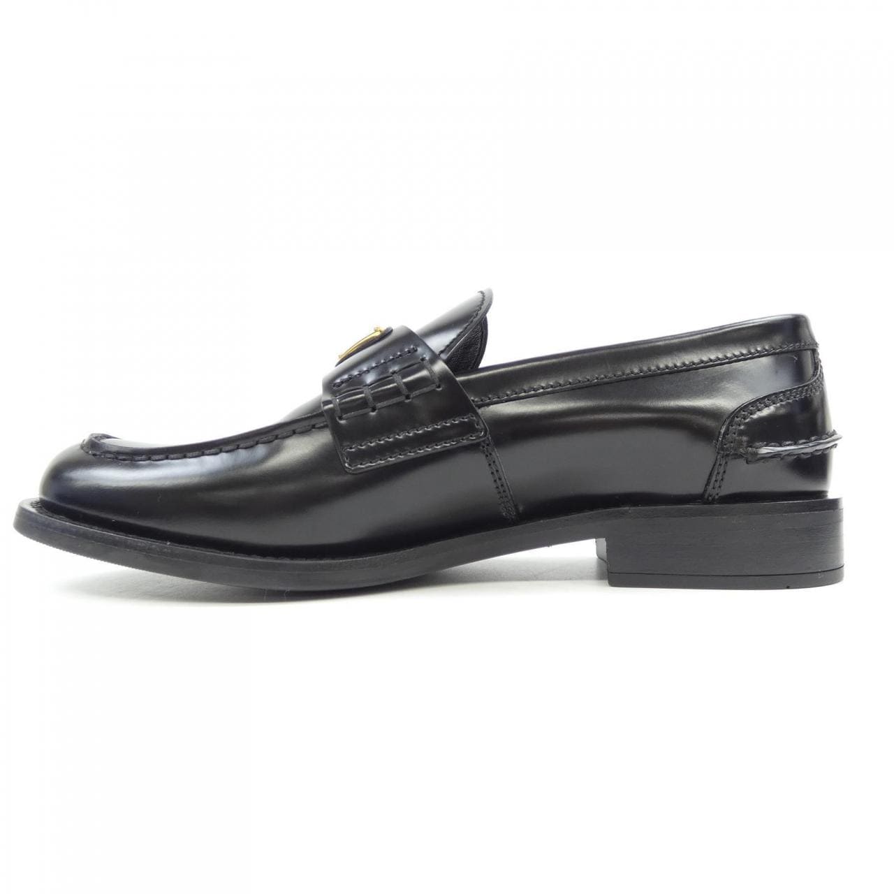 プラダ PRADA トライアングルロゴ　ローファー 1D813N シューズ