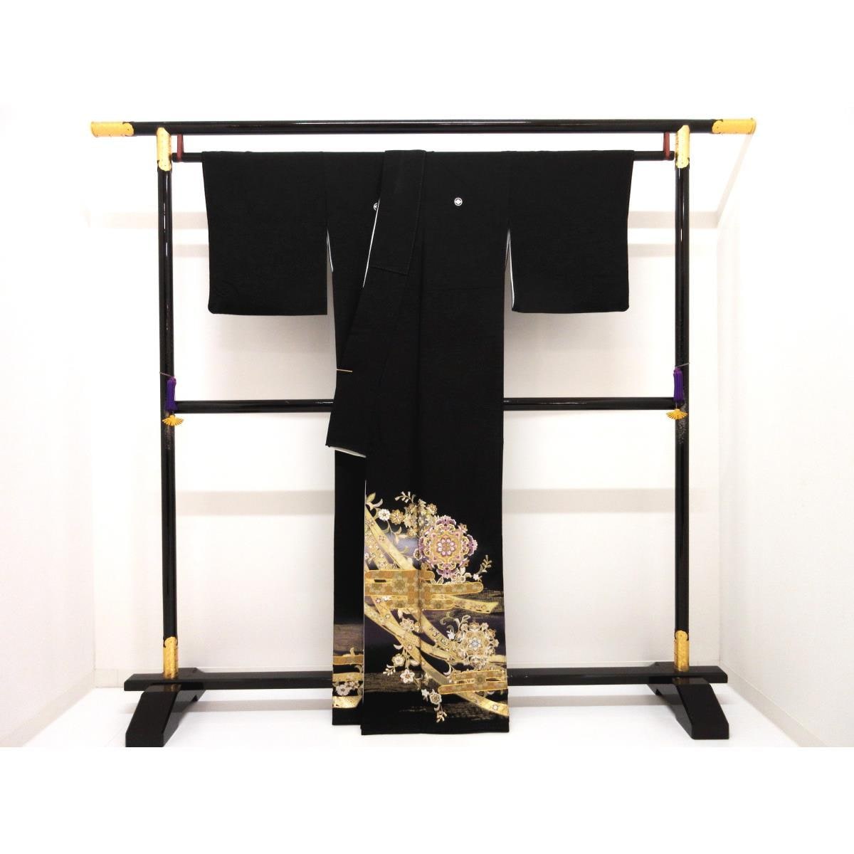 留袖　金彩友禅刺繍入り　丸に花菱