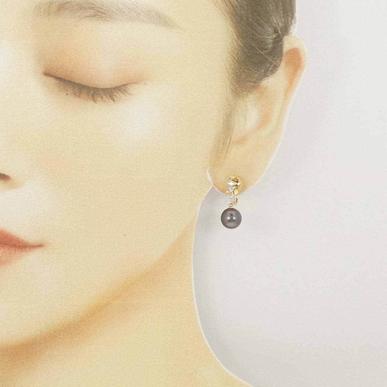 MIKIMOTO Black Pearl Earrings 8.8mm