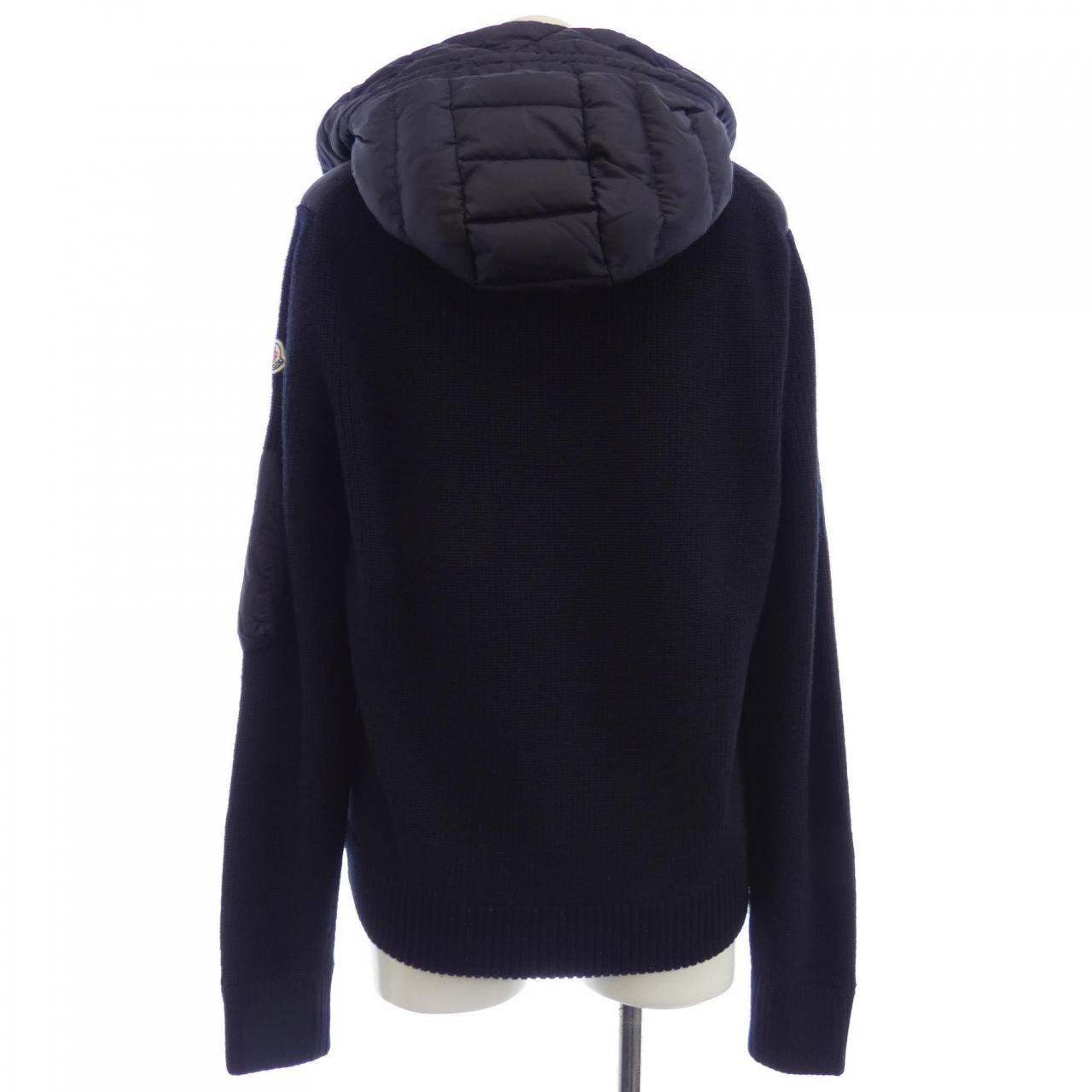 モンクレール MONCLER ダウンジャケット