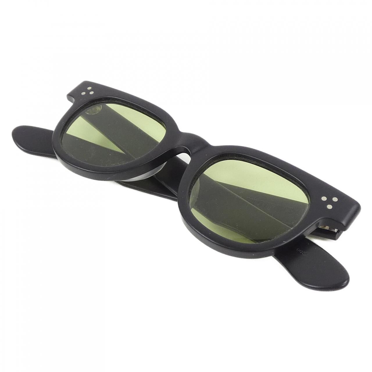 JULIUS TART OPTICAL WACKOMARIA SUNGLASSES